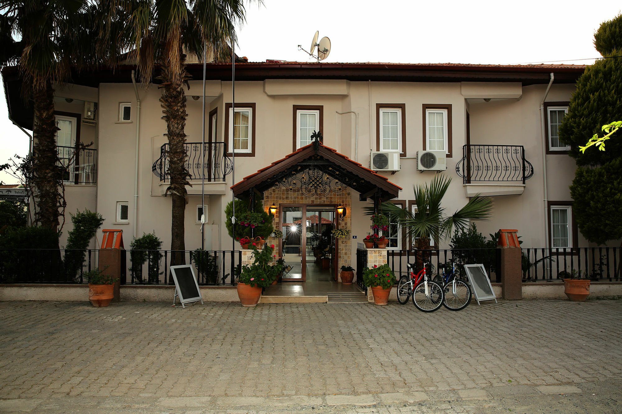 Eon Dalyan Boutique Hotel Екстериор снимка